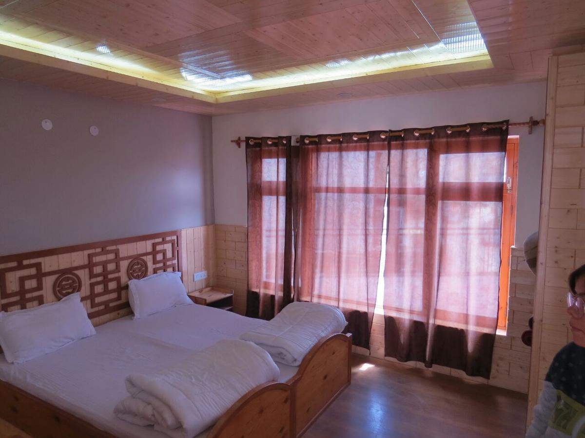 Laksdup Guest House Leh Extérieur photo