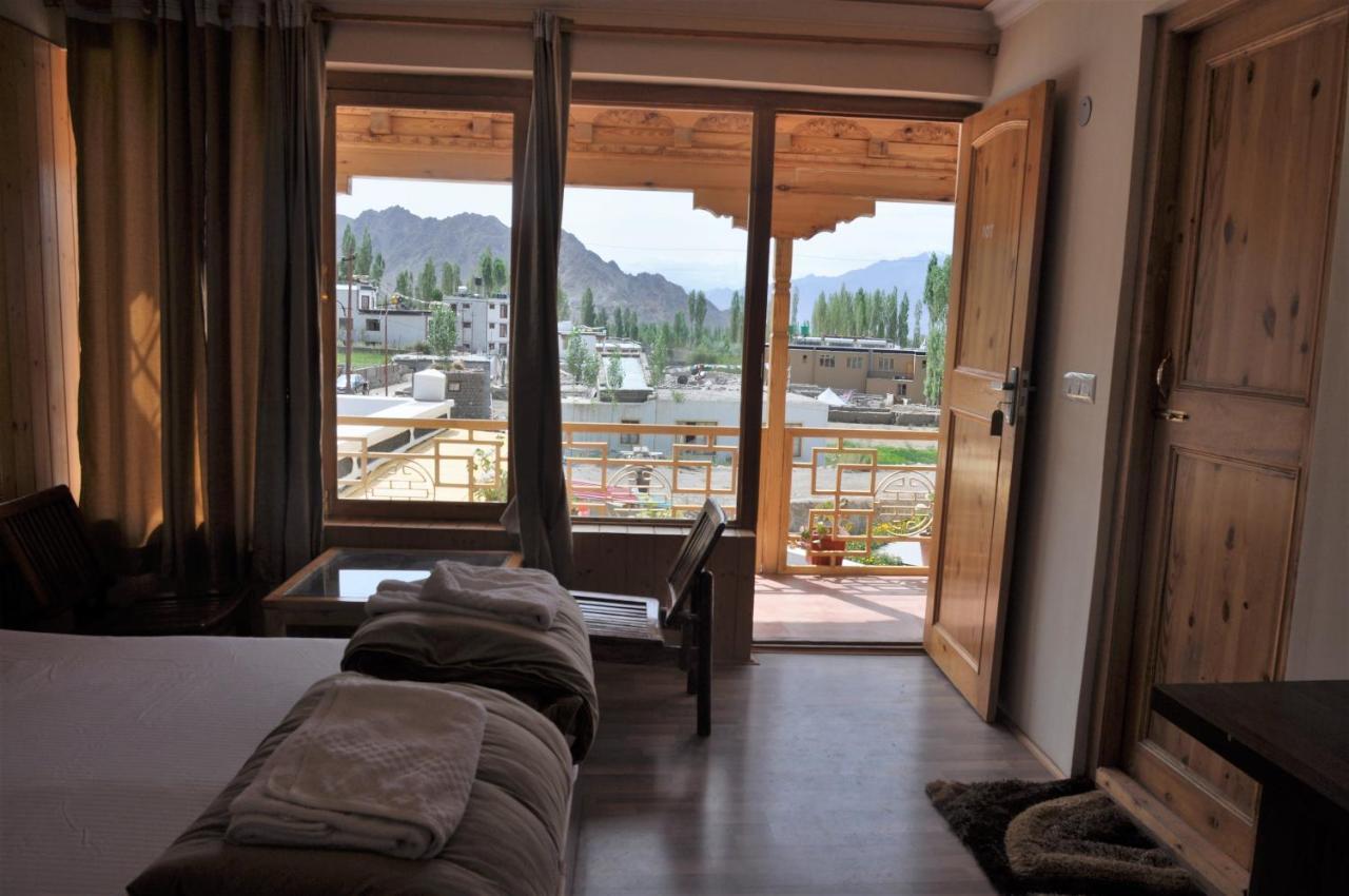 Laksdup Guest House Leh Extérieur photo